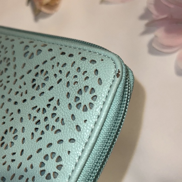 Teal Laser Cut Wallet Soft Vegan Leather Large 3 Side Zip Wallet Detach Strap - Picture 9 of 10